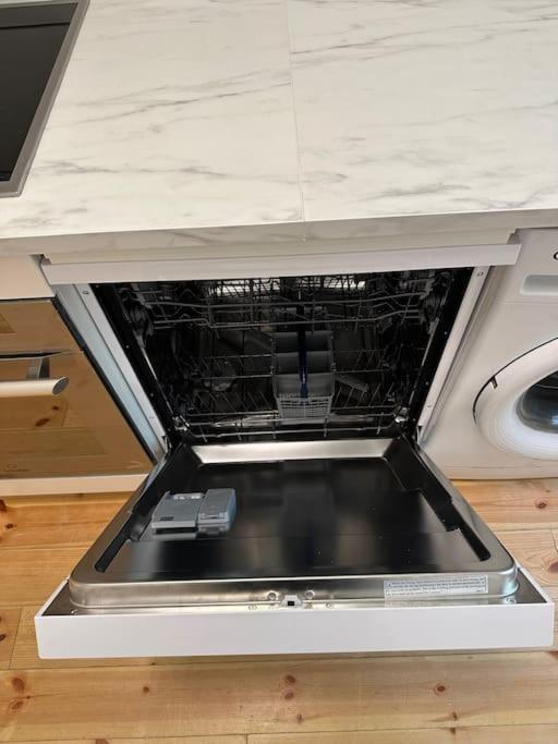Modernes 2 Zimmer Apartment Berlin Ngoại thất bức ảnh